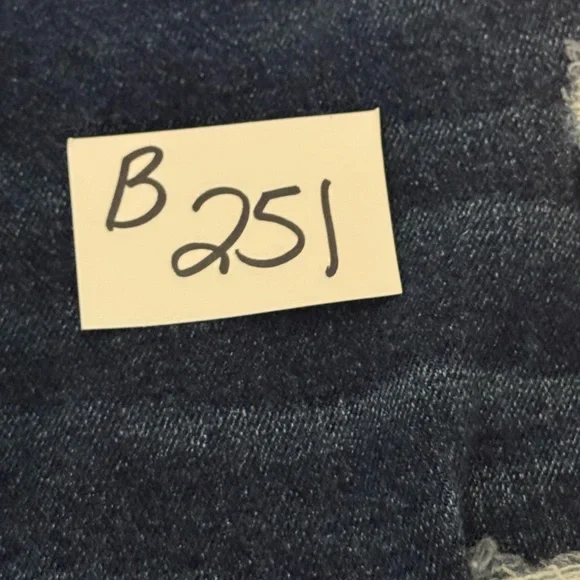 B-251 Old Navy‎ Rockstar High Rise Super Skinny Distressed Cropped Blue Jeans - Picture 14 of 14